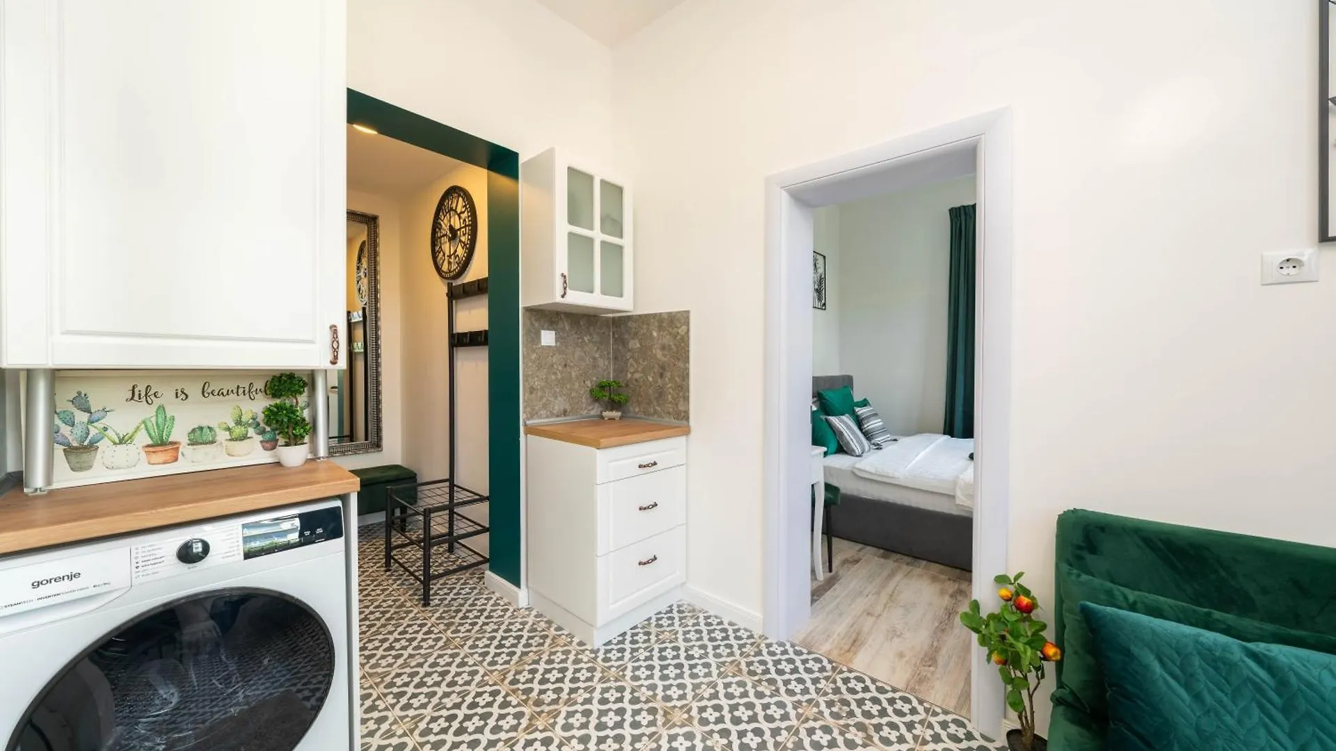 Apartment In The Heart Of The Top Center Варна 0*,